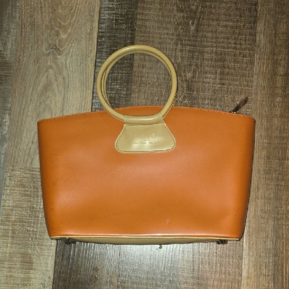 Beijo Orange and Tan Tote Bag Patent Euc